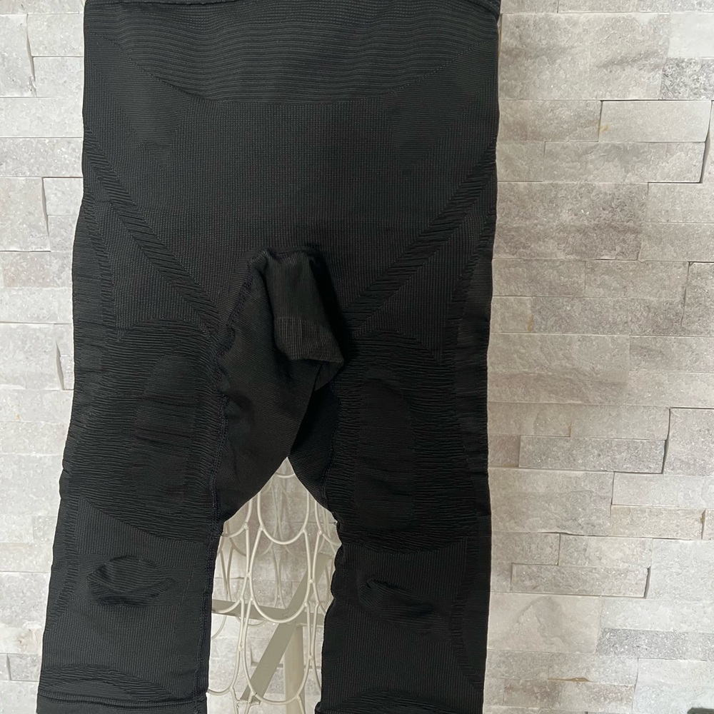 Zoot Compress Rx Ultra Recovery Compression Tight… - image 6